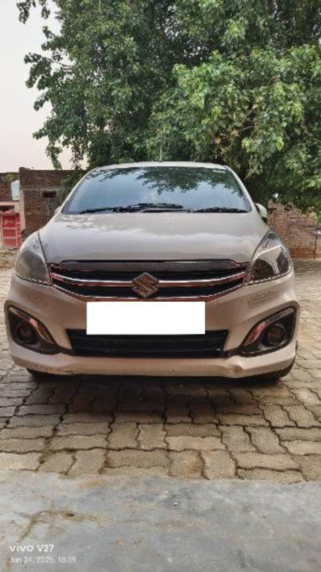 https://images10.gaadi.com/usedcar_image/4625729/original/processed_d9846557-d9ae-446c-a762-e456fb159cec.jpg?imwidth=6400