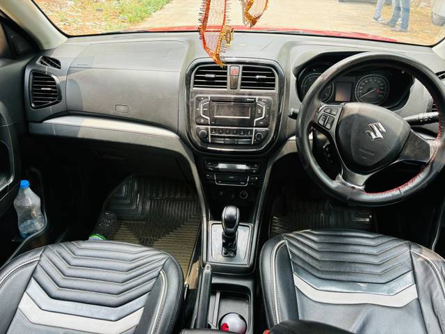 https://images10.gaadi.com/usedcar_image/4625745/original/b7d7556eebc80cfba8aa71329bbefc89.jpg?imwidth=6402