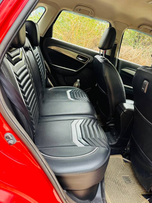 https://images10.gaadi.com/usedcar_image/4625745/original/bfe3a59fc16ef39bed5fd3b8930d7bd4.jpg?imwidth=6401