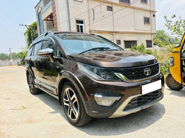 https://images10.gaadi.com/usedcar_image/4625759/original/processed_5f1394cc2ecca637884c0c2ca9b4bb28.jpg?imwidth=6400