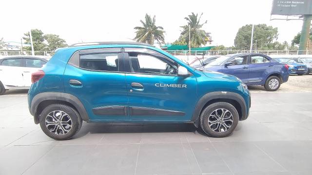 https://images10.gaadi.com/usedcar_image/4625761/original/processed_17ab64d32c673f0e89a58a78b909916f.jpg?imwidth=6401