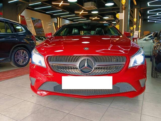 https://images10.gaadi.com/usedcar_image/4625800/original/processed_b4d1b6f9c43fa4c1c664ec0714a07d67.jpg?imwidth=6402