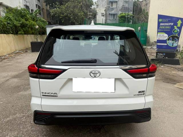 https://images10.gaadi.com/usedcar_image/4625804/original/processed_77dacd2ba49b269e8ddf7eeddf61a4b4.jpg?imwidth=6402