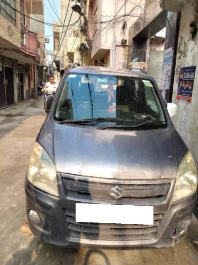 https://images10.gaadi.com/usedcar_image/4625807/original/processed_1150e08a-912e-471d-af7d-8104692865c5.jpg?imwidth=6400