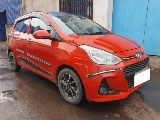 https://images10.gaadi.com/usedcar_image/4625859/original/processed_55d6c6308d5474fa1d540b0eb22f8642.jpg?imwidth=6400