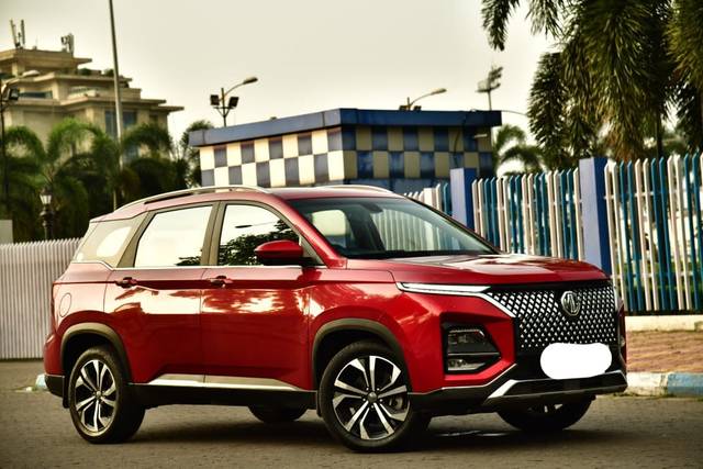 https://images10.gaadi.com/usedcar_image/4625876/original/3ccad3066e7682ac256b894db3a2ca9c.jpg?imwidth=6400
