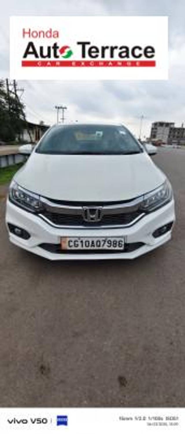 https://images10.gaadi.com/usedcar_image/4625886/original/96dc7a927cbede9724cc43591c49bfa8.jpeg?imwidth=6400
