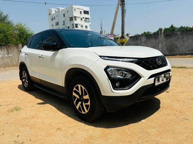 https://images10.gaadi.com/usedcar_image/4625899/original/processed_1343b6278a00cae2d567ad0644da9d35.jpg?imwidth=6400