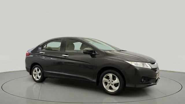 https://images10.gaadi.com/usedcar_image/4625900/original/c4b82a74fd964350e5fe09fb29a9dd2d.jpg?imwidth=6400