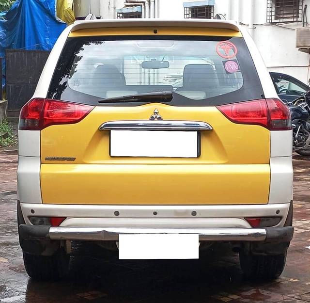 https://images10.gaadi.com/usedcar_image/4625911/original/processed_e8c18b415b8314f945b1ccbc9358ba64.jpeg?imwidth=6402