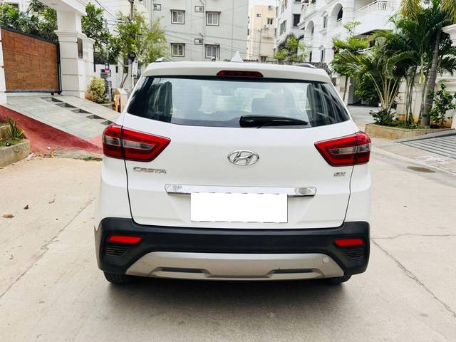 https://images10.gaadi.com/usedcar_image/4625915/original/processed_067a5889e90844b1e3bcbcd677a2398c.jpg?imwidth=6402