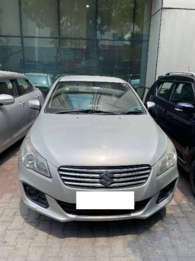 https://images10.gaadi.com/usedcar_image/4625920/original/processed_2d84cea5-eb4c-49ff-bad5-c8b362595628.jpeg?imwidth=6401