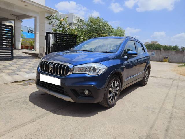 https://images10.gaadi.com/usedcar_image/4625922/original/processed_b6bee54339b77ff3eb9112c02406f8df.jpg?imwidth=6400