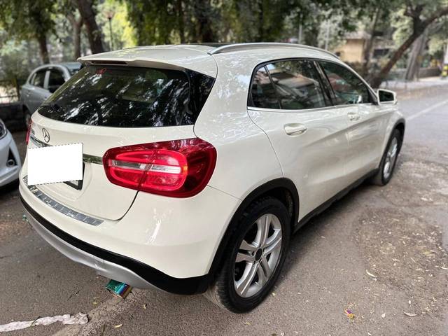 https://images10.gaadi.com/usedcar_image/4625930/original/processed_f5d45c94c50dc8bf154a8ada409e70cf.jpg?imwidth=6401