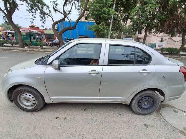 https://images10.gaadi.com/usedcar_image/4625945/original/processed_b653eaaa-7c29-4b24-923b-c769099676cc.jpg?imwidth=6402