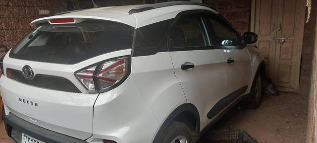 https://images10.gaadi.com/usedcar_image/4625957/original/processed_9f907607-062d-47b9-a280-20d46ceb3dce.jpg?imwidth=6401