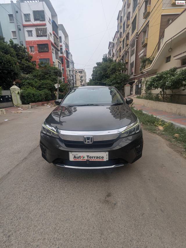 https://images10.gaadi.com/usedcar_image/4626008/original/bf986a855fba5d516820459fa79ef9a8.jpg?imwidth=6400