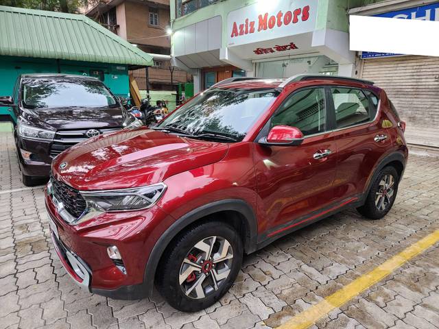 https://images10.gaadi.com/usedcar_image/4626041/original/processed_8634f68f239bd32a3ce35d2eb6cb8a4b.jpg?imwidth=6402