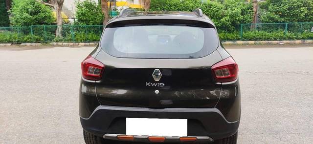 https://images10.gaadi.com/usedcar_image/4626081/original/processed_3900f80f46872b73d4b72de186235bff.jpg?imwidth=6401