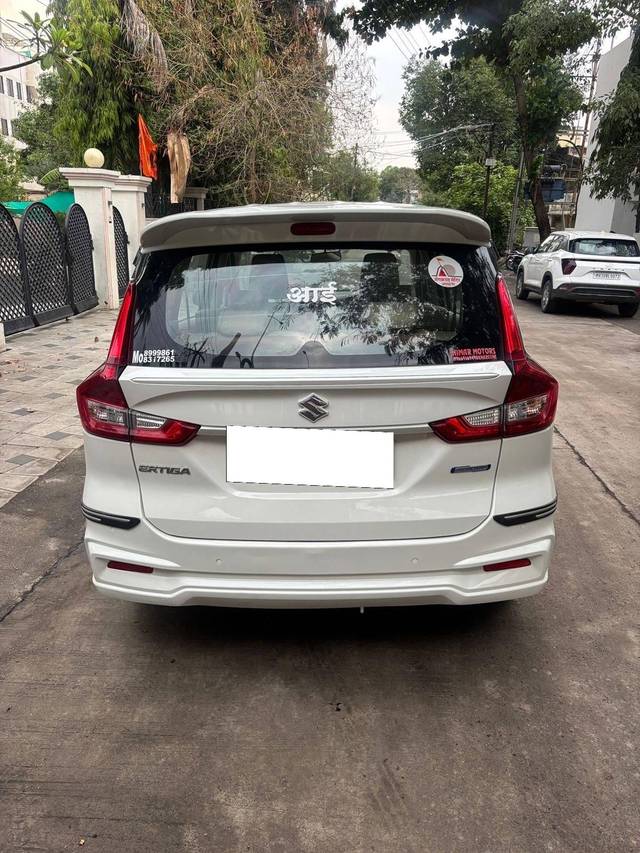 https://images10.gaadi.com/usedcar_image/4626083/original/processed_302f2bb9-a7a1-43b2-bd9b-f5039c6908d0.jpg?imwidth=6401
