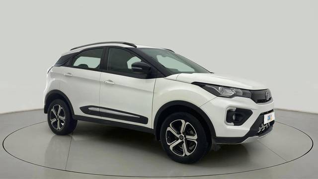https://images10.gaadi.com/usedcar_image/4626088/original/365a60c19eb4db6e9af3c998233f0b3f.jpg?imwidth=6400
