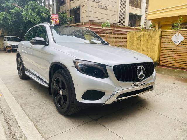 https://images10.gaadi.com/usedcar_image/4626096/original/processed_2b4ddccde76bd6200771f122d9fba844.jpg?imwidth=6400