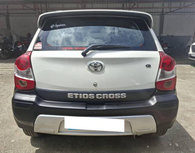 https://images10.gaadi.com/usedcar_image/4626098/original/processed_4c317e40ce1ae111201b7ec74e43141d.jpg?imwidth=6402