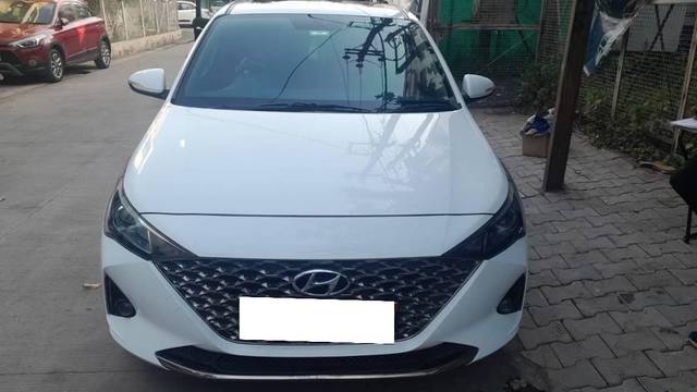 https://images10.gaadi.com/usedcar_image/4626147/original/processed_beb9a8d7-b3ce-4067-ac79-24c3ac5936db.jpg?imwidth=6401