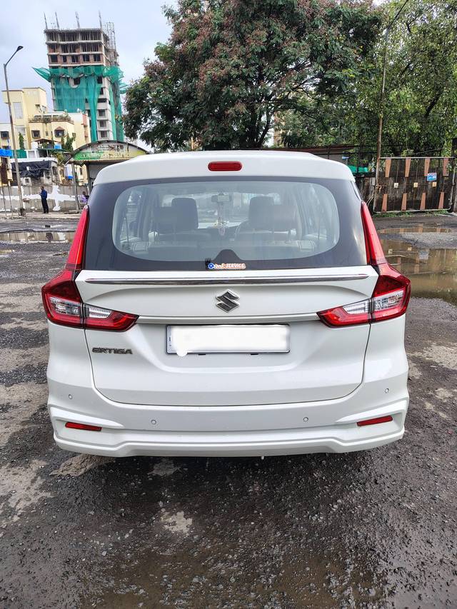 https://images10.gaadi.com/usedcar_image/4626155/original/processed_aee4272634a9d1e25e99d5ef458f59c8.jpg?imwidth=6401