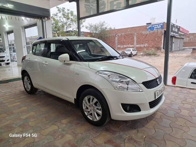 https://images10.gaadi.com/usedcar_image/4626158/original/processed_75f76a960c4398828a420d690c400e56.jpg?imwidth=6400