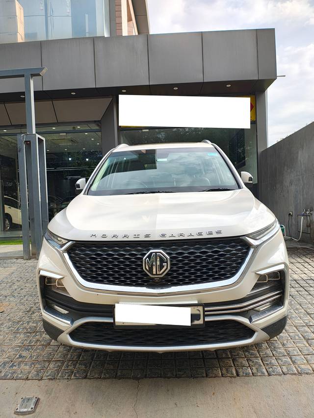 https://images10.gaadi.com/usedcar_image/4626174/original/processed_e33311909170b6de5f9194e8410565fe.jpg?imwidth=6400