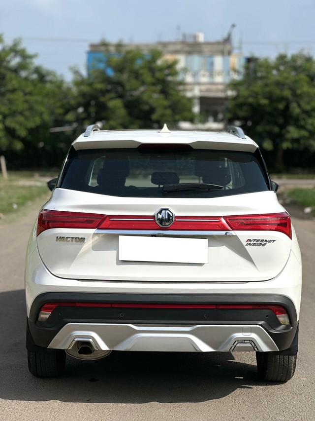 Second-hand 2020 MG Hector Plus Sharp DCT for sale in Chandigarh-1
