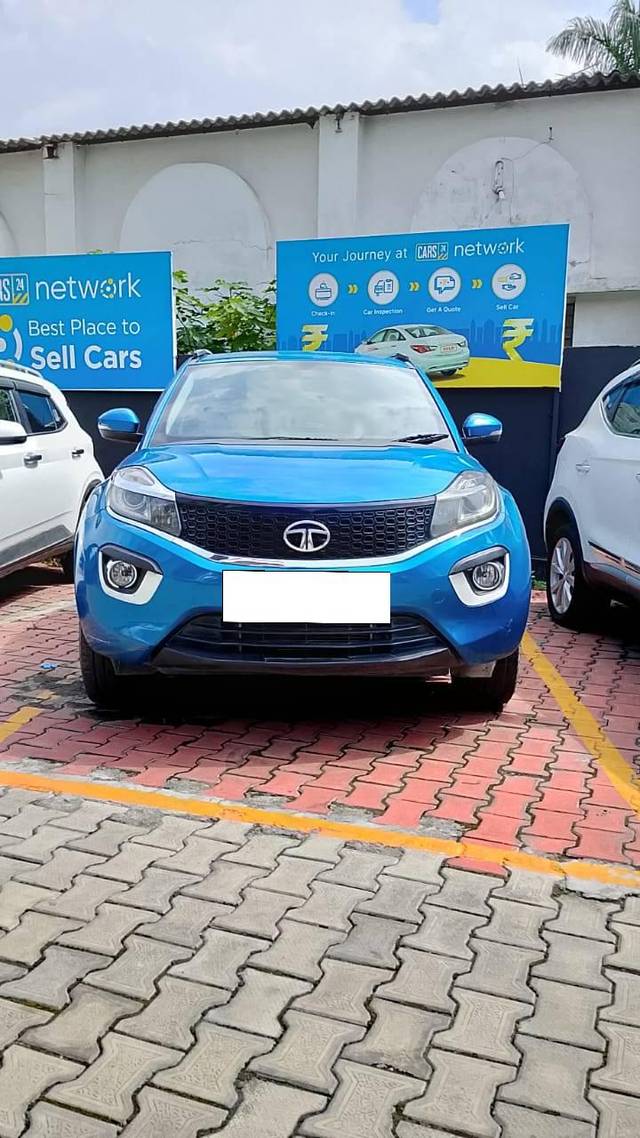 https://images10.gaadi.com/usedcar_image/4626175/original/processed_9e6170ba-22f8-427c-ae20-af861e6541d7.jpg?imwidth=6400