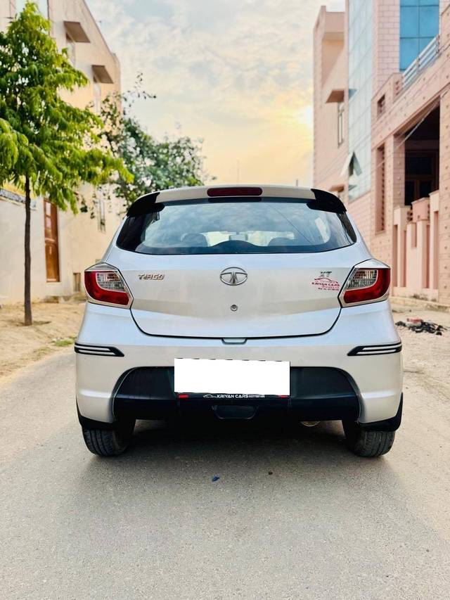 https://images10.gaadi.com/usedcar_image/4626205/original/processed_2b4597daad459b047bf90844f395925b.jpeg?imwidth=6402