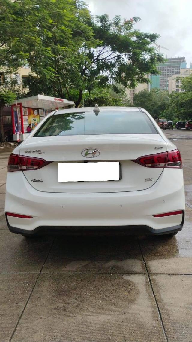 https://images10.gaadi.com/usedcar_image/4626235/original/processed_112526c36085989db2b7bfc8c8817bc3.jpg?imwidth=6401