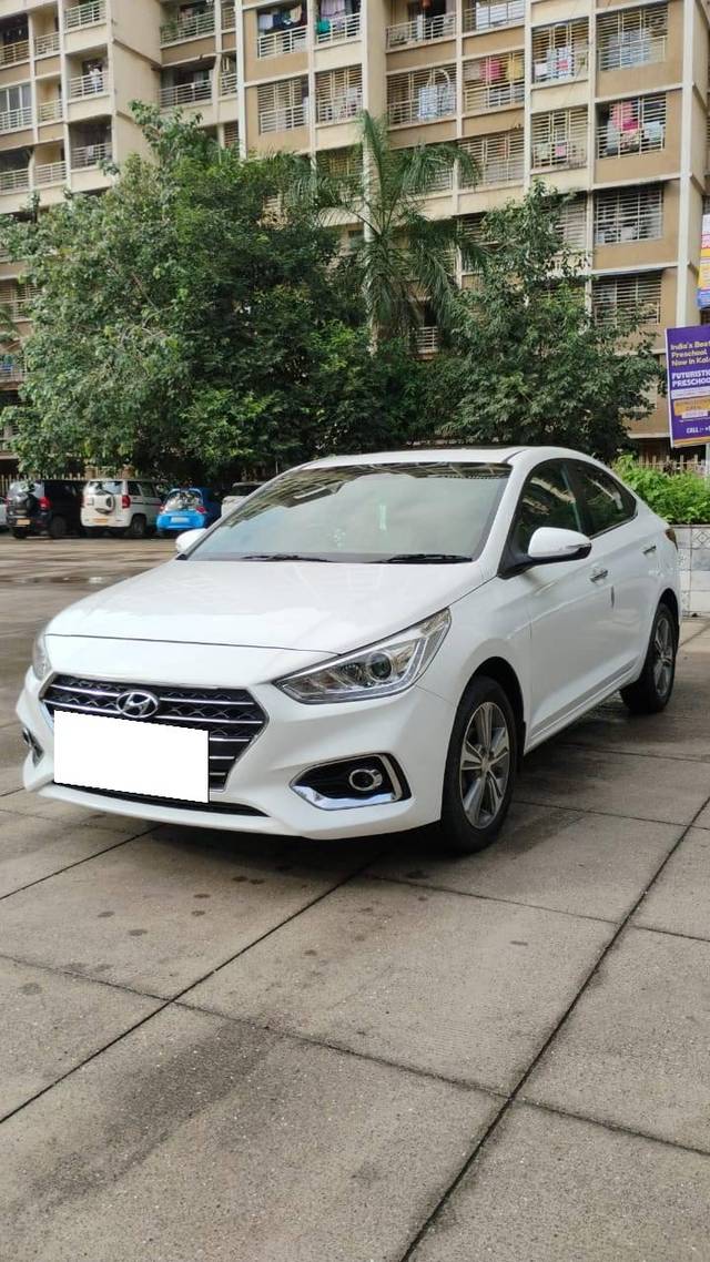 https://images10.gaadi.com/usedcar_image/4626235/original/processed_dabe98a0fa5457da0906fec0976fa53f.jpg?imwidth=6402