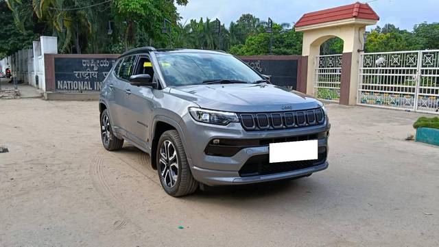 https://images10.gaadi.com/usedcar_image/4626269/original/processed_a4166481a530ba2419e62f58f68fc2bf.jpg?imwidth=6400