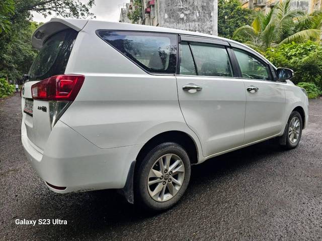 https://images10.gaadi.com/usedcar_image/4626273/original/processed_5001f9368ce817c69a0be83c6bd00bcd.jpg?imwidth=6401