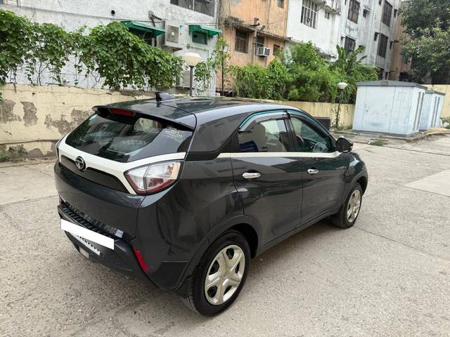 https://images10.gaadi.com/usedcar_image/4626274/original/processed_dd0e8cb9959e6aa0d18ed8dcd112abd9.jpg?imwidth=6402