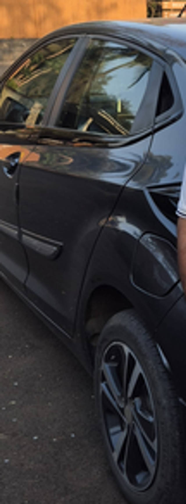 https://images10.gaadi.com/usedcar_image/4626315/original/d55a6643-6616-42a5-b6d0-b1b272985c99.png?imwidth=6401