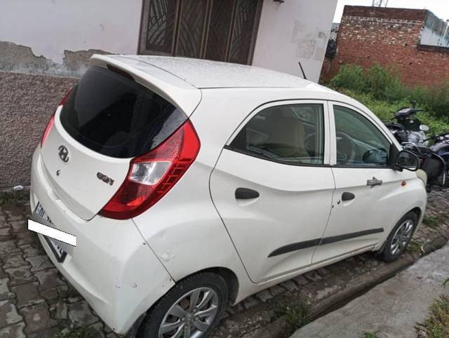 https://images10.gaadi.com/usedcar_image/4626327/original/processed_0a73ee5c-261a-451b-9c60-0e3763ee0ccf.jpeg?imwidth=6401