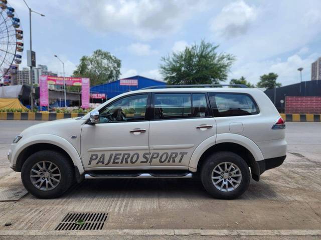 https://images10.gaadi.com/usedcar_image/4626330/original/processed_3b3759755deb80ff2835b049b8d814e1.jpeg?imwidth=6402