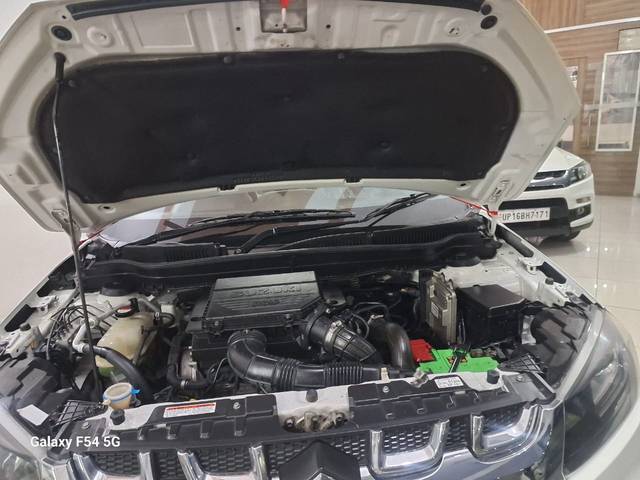 https://images10.gaadi.com/usedcar_image/4626370/original/e7ad80de0bf50137c7341832dbf3ffc1.jpg?imwidth=6402