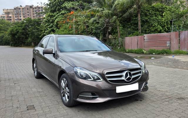 https://images10.gaadi.com/usedcar_image/4626373/original/processed_527f134bf49c717b27bf0797dd02c8d5.jpeg?imwidth=6400