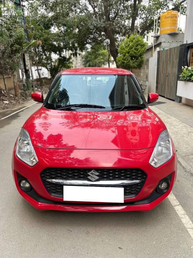 https://images10.gaadi.com/usedcar_image/4626379/original/processed_5fdbca90-c18f-45d5-8b52-97f027f332e2.jpg?imwidth=6402