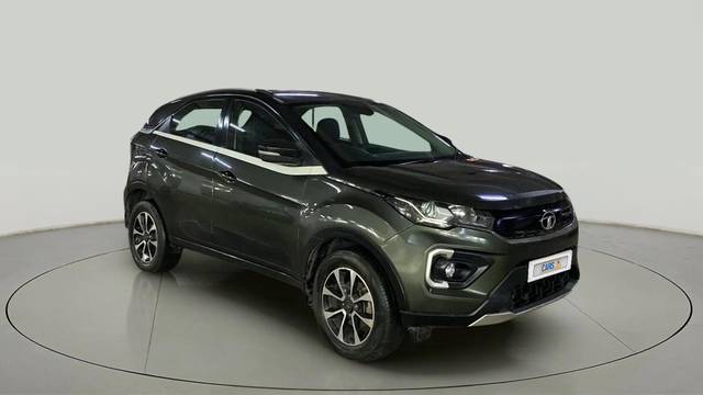 https://images10.gaadi.com/usedcar_image/4626382/original/f8c9beaaa4ee47bad1f6d3210a944327.jpg?imwidth=6400
