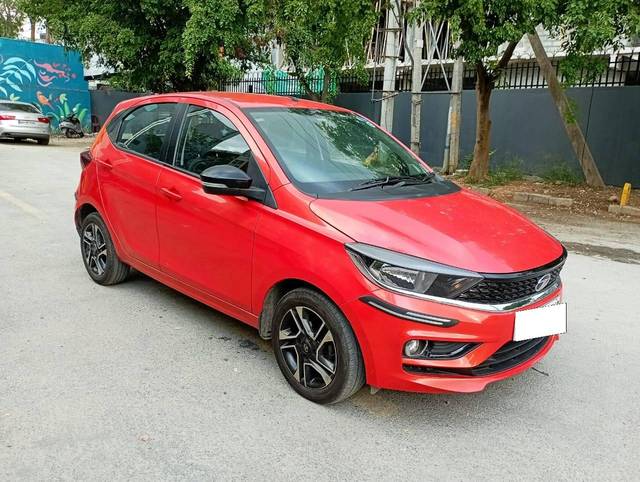https://images10.gaadi.com/usedcar_image/4626383/original/processed_df44b0f5bc66a8eebe36d16a4abb3771.jpg?imwidth=6400