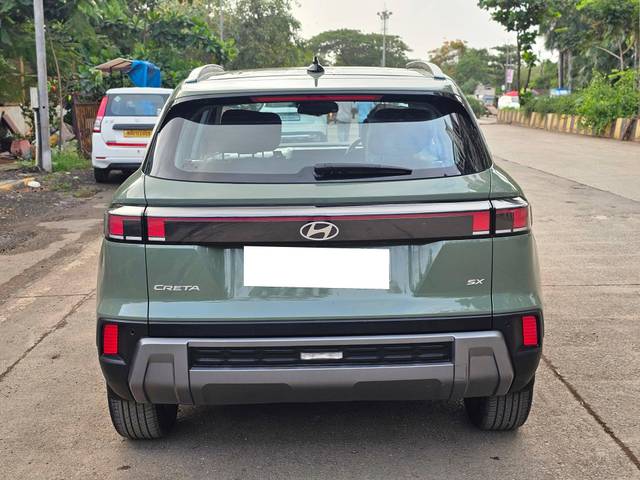 https://images10.gaadi.com/usedcar_image/4626392/original/processed_f203ad720d5271fbd249c4cd747a2b85.jpg?imwidth=6401