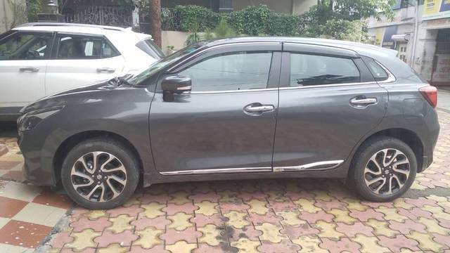 https://images10.gaadi.com/usedcar_image/4626393/original/processed_83dc1ffc-81e7-41b6-94f6-0c642f58bd4f.jpg?imwidth=6401
