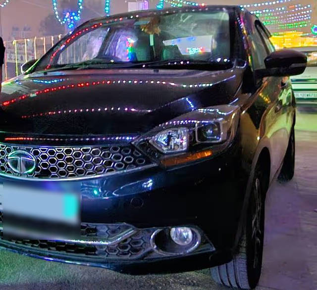 https://images10.gaadi.com/usedcar_image/4626431/original/6cf4a514-d910-475d-acb7-f4283cd73c01.png?imwidth=6400